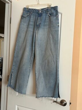 Kensie Light Blue Wide Leg Jeans with Raw Hem and Side Slits